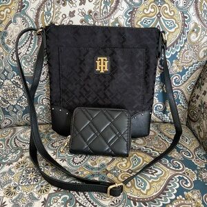 Tommy Hilfiger Crossbody Purse & Wallet